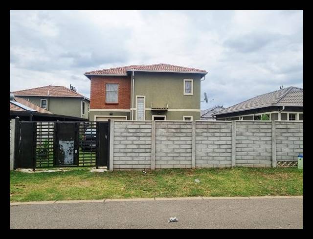 4 BEDROOM HOUSE FOR SALE IN LEOPARD’S REST